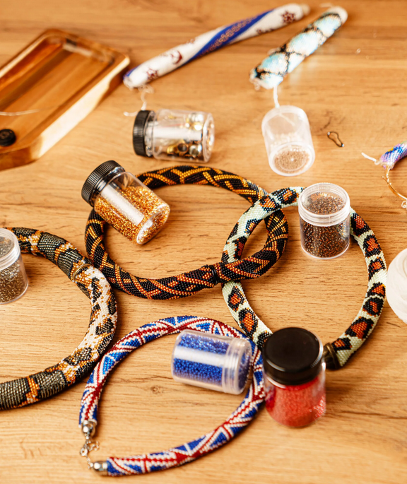 [Дана Романова] Жгуты из бисера крючком (2024)